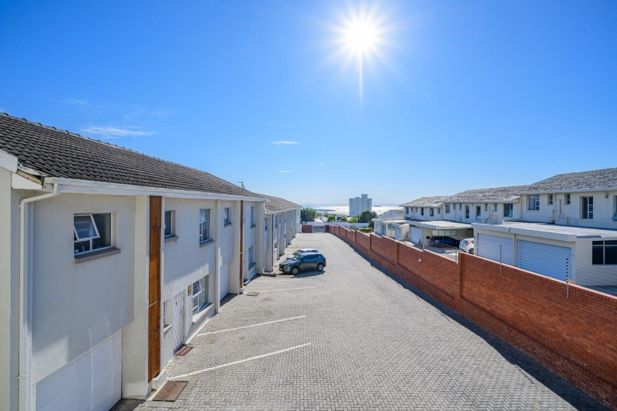 2 Bedroom Property for Sale in Humewood Eastern Cape